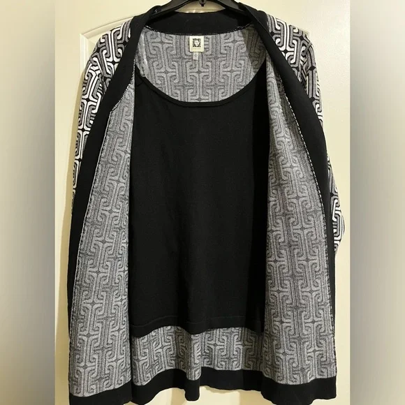 Anne Klein Black White Geometric Pattern Built In Tank Long Cardigan Sweater XL - Picture 2 of 8